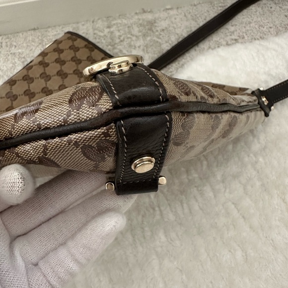 Gucci Coated Canvas Crossbody Bag - Picture 4 of 12